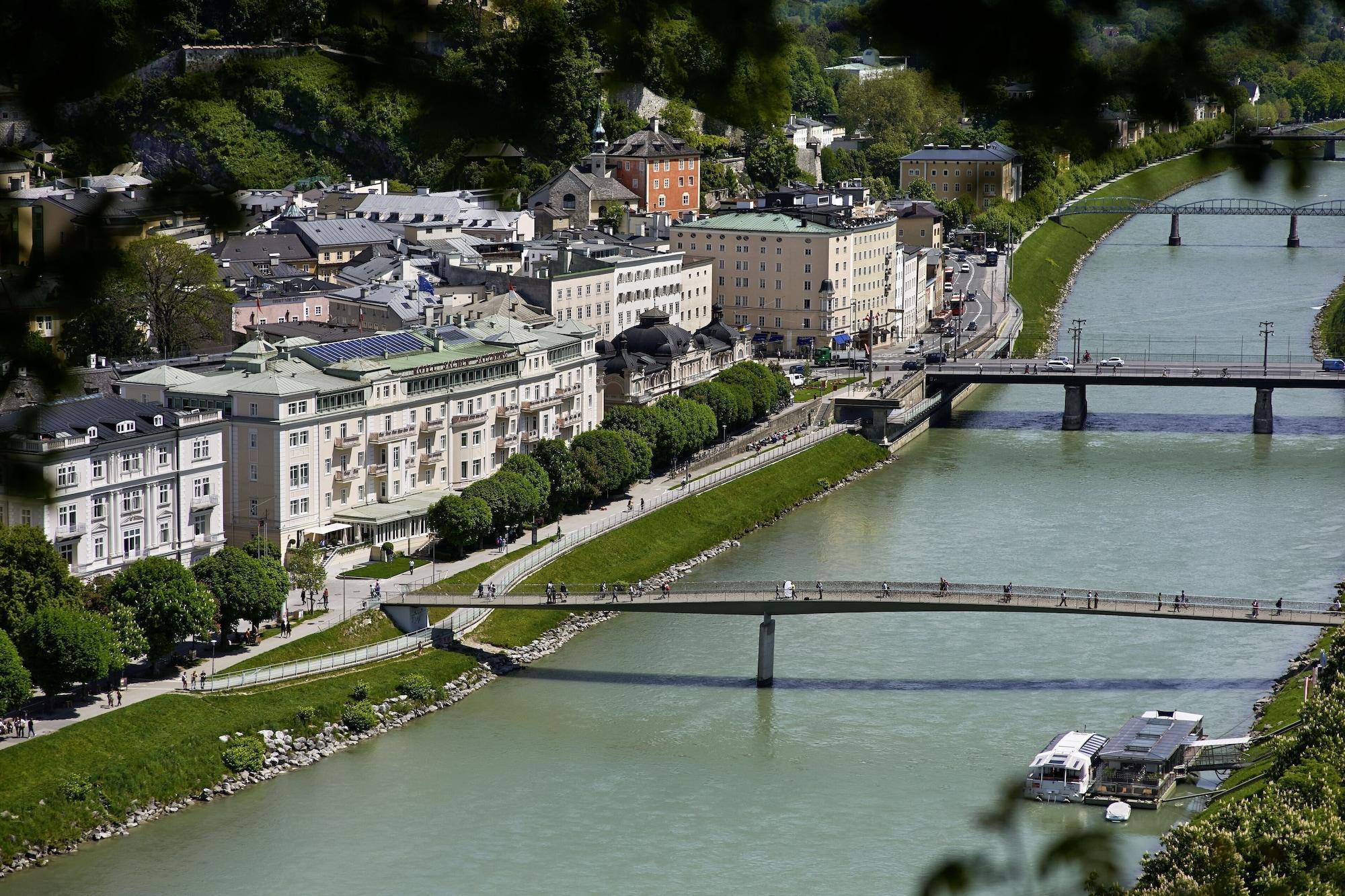Hotel Sacher Salzburg Luaran gambar The Salzach in Salzburg