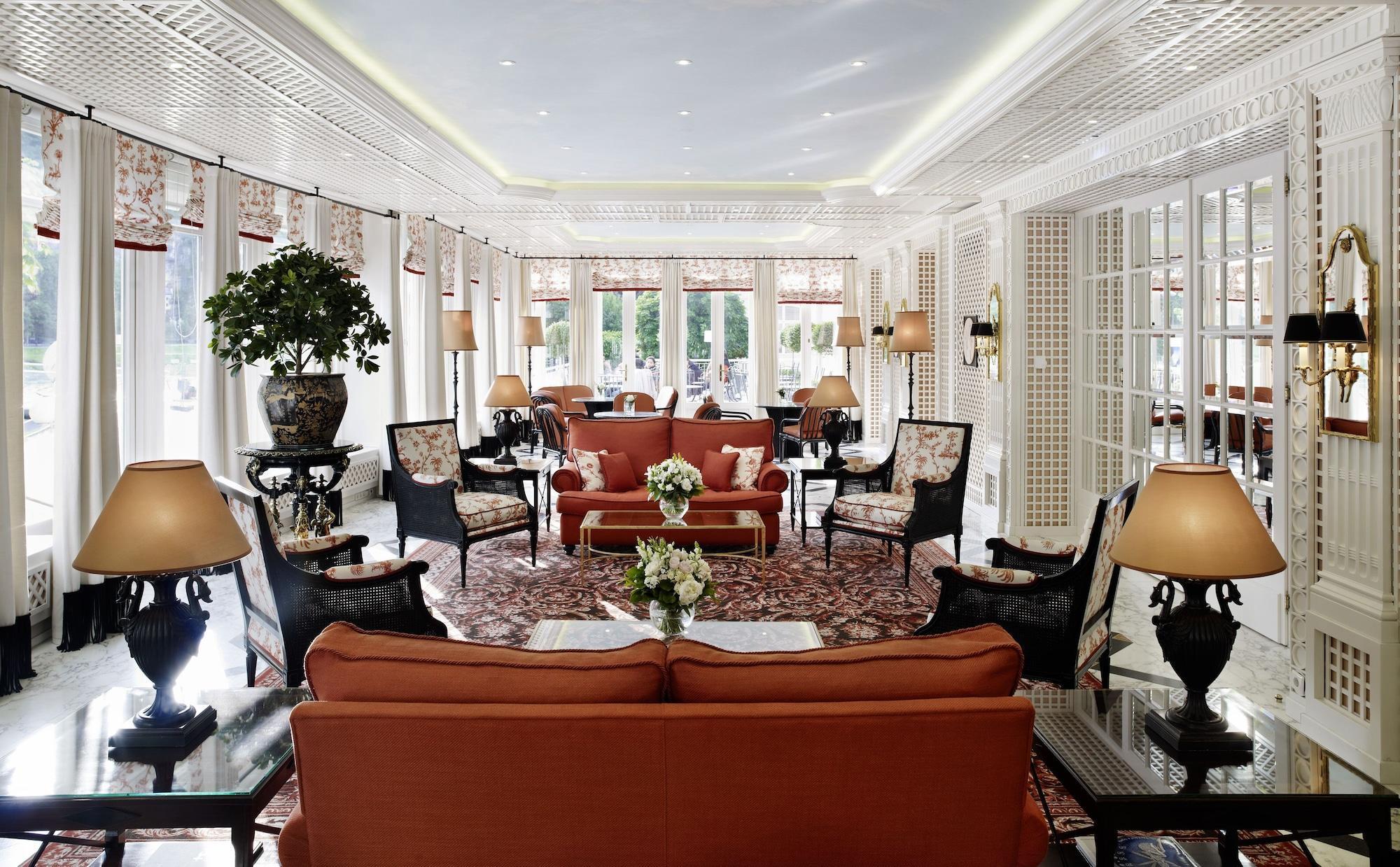 Hotel Sacher Salzburg Luaran gambar The lobby of the hotel