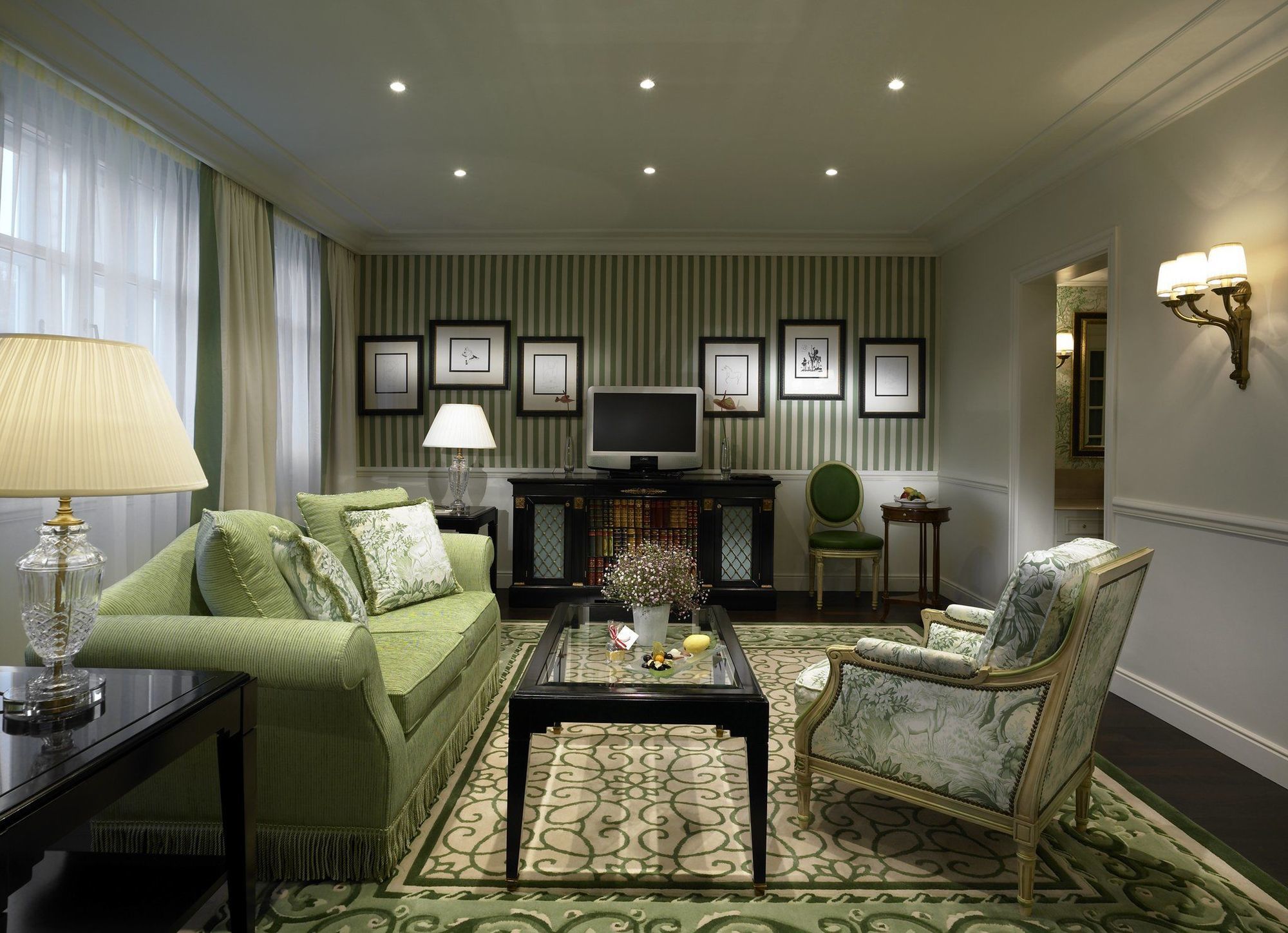 Hotel Sacher Salzburg Dalaman gambar Living room