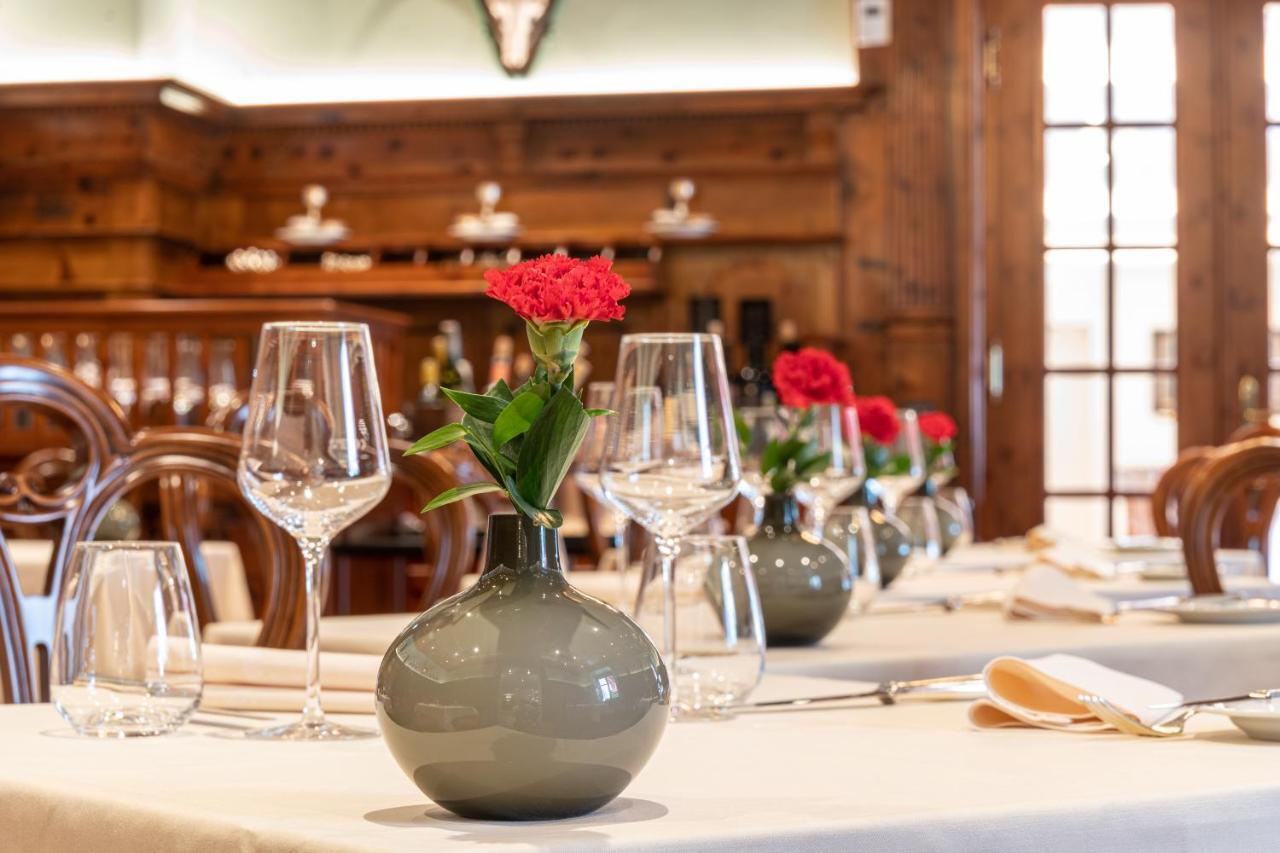 Hotel Sacher Salzburg Luaran gambar Wine tasting at the Wine Museum